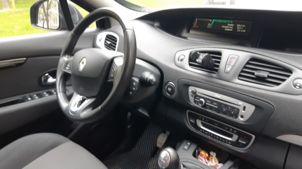 Renault Grand Scenic III · 2-й рестайлинг, 7 мест, 2013 г.