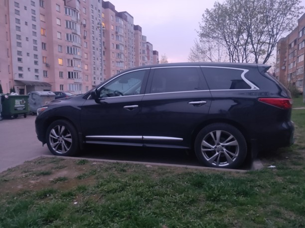 Infiniti JX, 7 мест, 2013 г.