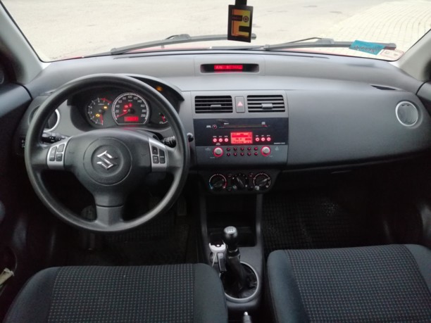 Suzuki Swift III, 2005 г.