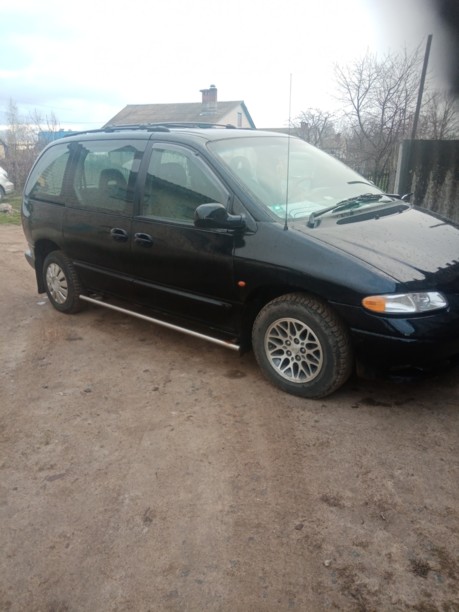 Chrysler Voyager III, 7 мест, 1996 г.