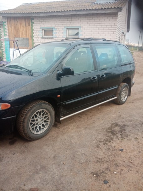 Chrysler Voyager III, 7 мест, 1996 г.
