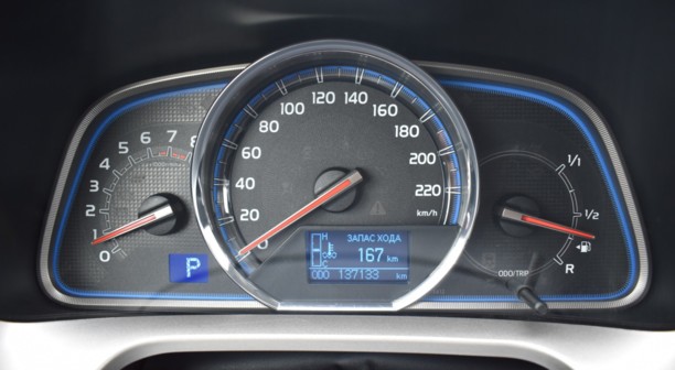 Toyota RAV4 IV (XA40), 5 мест, 2014 г.