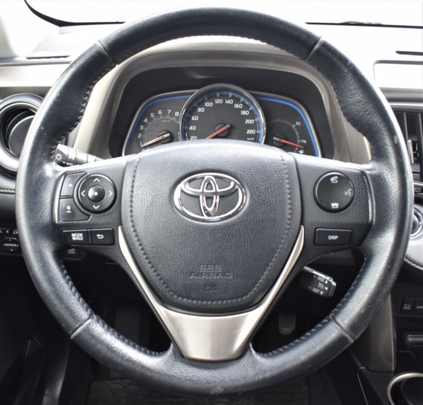 Toyota RAV4 IV (XA40), 5 мест, 2014 г.