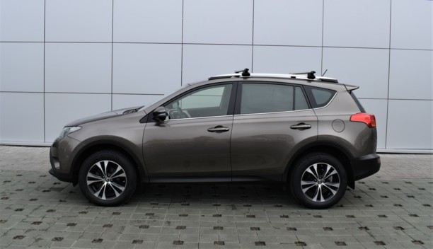 Toyota RAV4 IV (XA40), 5 мест, 2014 г.
