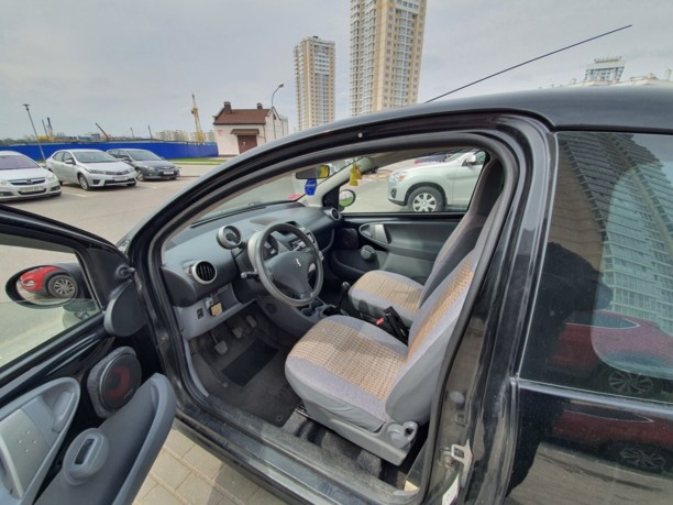 Peugeot 107 I · Рестайлинг, 2008 г.