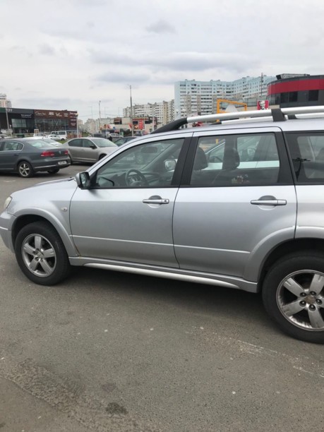 Mitsubishi Outlander I, 5 мест, 2007 г.