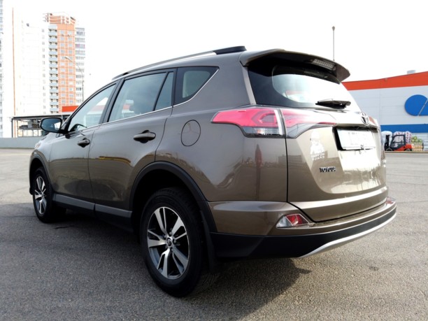 Toyota RAV4 IV (XA40) · Рестайлинг, 5 мест, 2018 г.