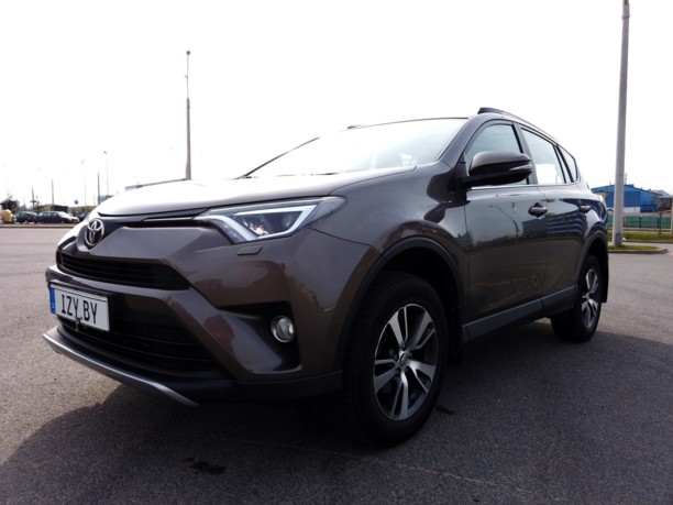 Toyota RAV4 IV (XA40) · Рестайлинг, 5 мест, 2018 г.