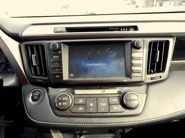 Toyota RAV4 IV (XA40) · Рестайлинг, 5 мест, 2018 г.