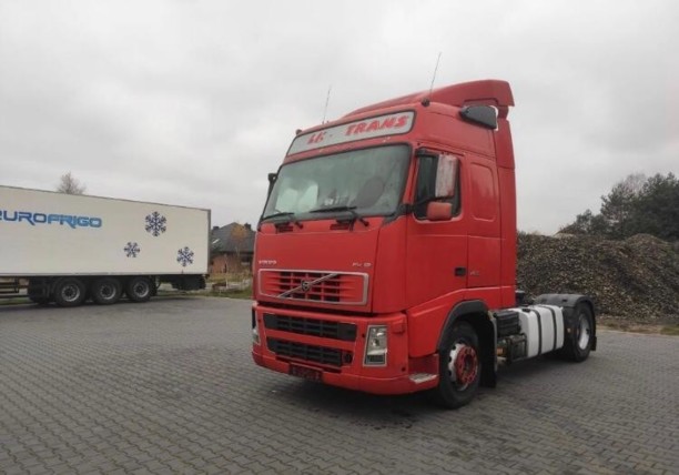 Volvo FH 13.420, 2004 г.
