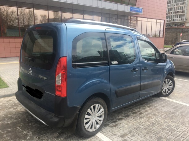 Citroen Berlingo II, 5 мест, 2011 г.