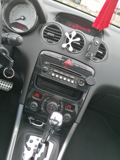 Peugeot 308 T7 · Рестайлинг, 2012 г.