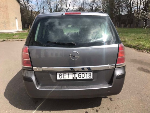 Opel Zafira B, 7 мест, 2006 г.
