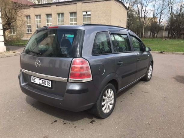 Opel Zafira B, 7 мест, 2006 г.