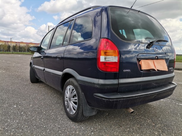 Opel Zafira A, 7 мест, 2001 г.