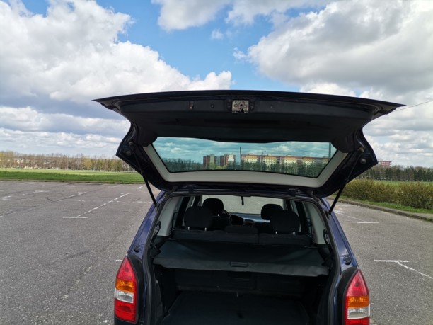 Opel Zafira A, 7 мест, 2001 г.