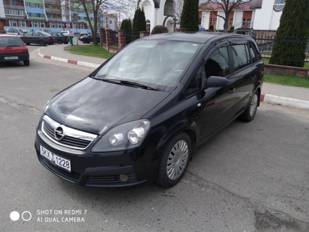 Opel Zafira B, 7 мест, 2005 г.