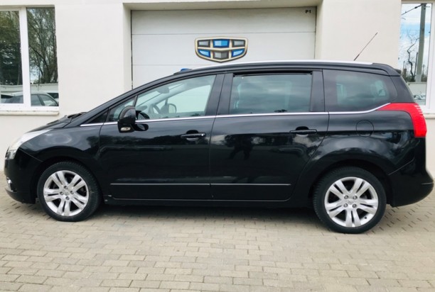 Peugeot 5008 I, 7 мест, 2010 г.