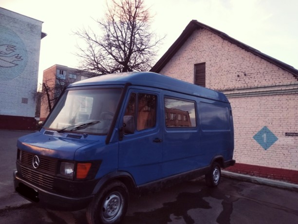 Mercedes Т1 207D - 410D, 1993 г.