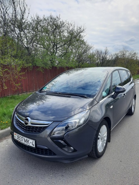 Opel Zafira C, 7 мест, 2015 г.