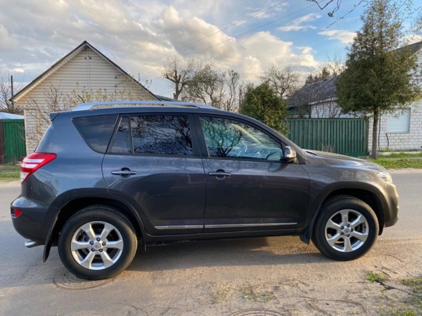Toyota RAV4 III (XA30) · Рестайлинг, 5 мест, 2010 г.