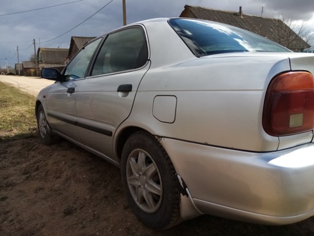 Suzuki Baleno I, 2000 г.