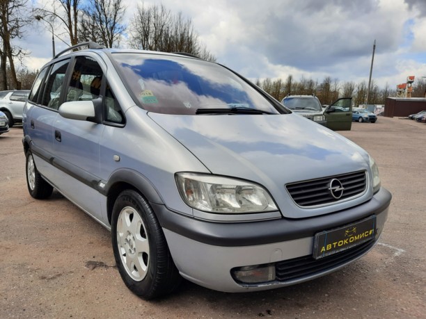 Opel Zafira A, 7 мест, 2002 г.