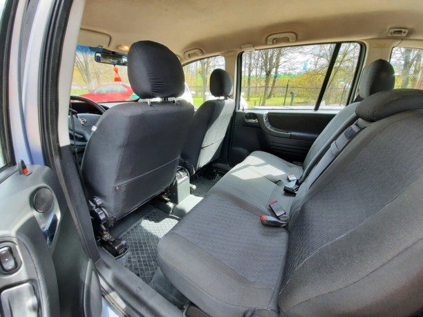 Opel Zafira A, 7 мест, 2002 г.