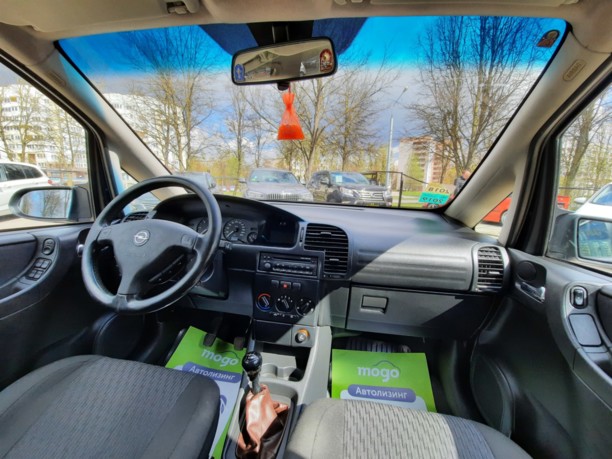 Opel Zafira A, 7 мест, 2002 г.