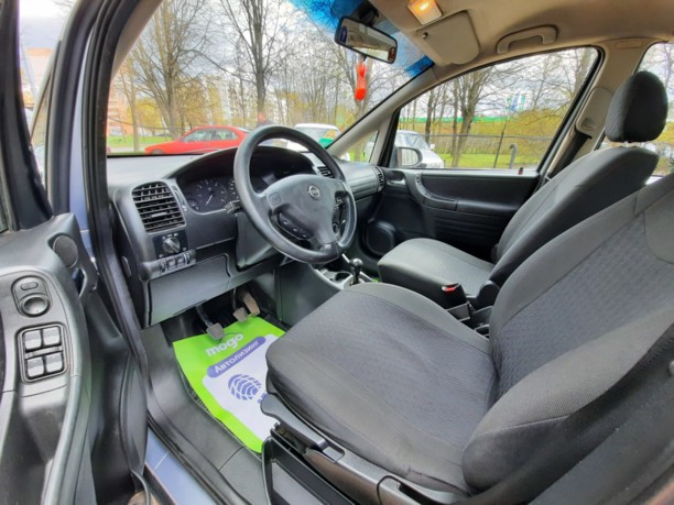 Opel Zafira A, 7 мест, 2002 г.