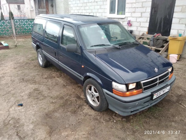 Chrysler Grand Voyager II, 5 мест, 1994 г.