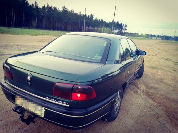 Opel Omega B, 1995 г.