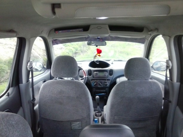 Toyota Yaris Verso, 2002 г.