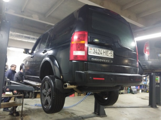Land Rover Discovery III, 5 мест, 2006 г.
