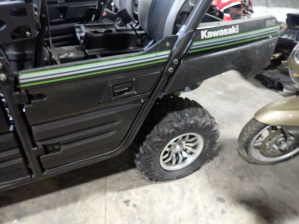 Kawasaki Teryx KRT, 2015 г.