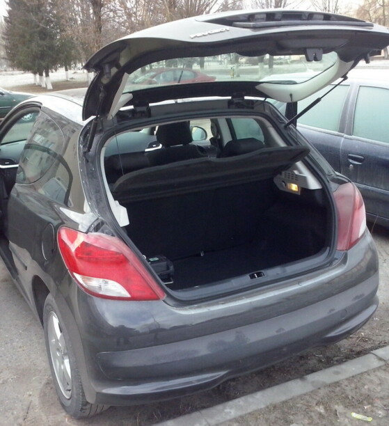 Peugeot 207 I · Рестайлинг, 2010 г.