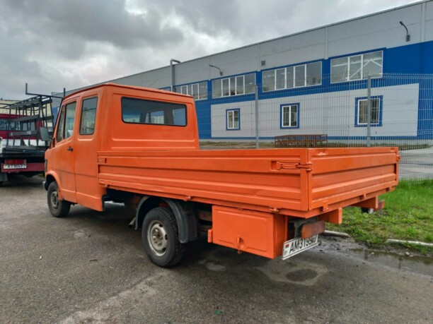 Mercedes-Benz Т1 207D - 410D Т1, 1992 г.