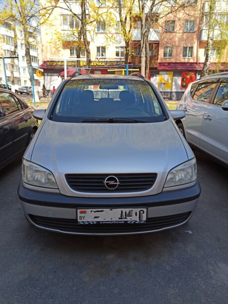Opel Zafira A, 7 мест, 2000 г.