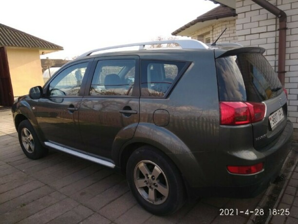 Peugeot 4007, 7 мест, 2008 г.