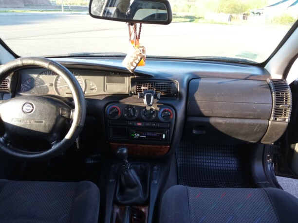 Opel Omega B, 1994 г.