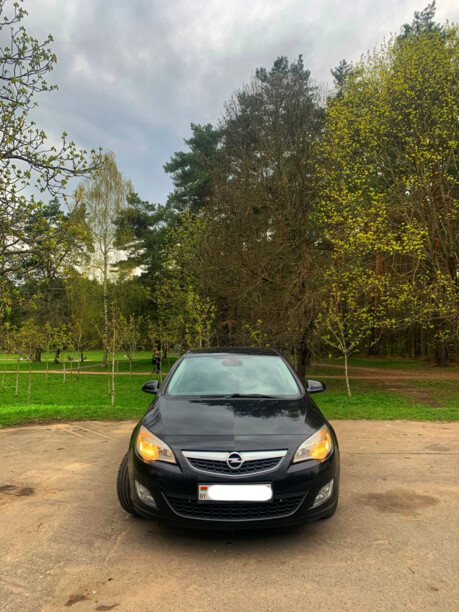 Opel Astra J, 2010 г.