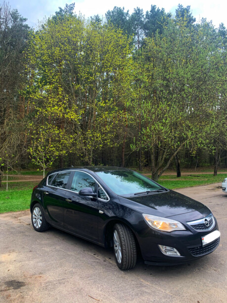 Opel Astra J, 2010 г.
