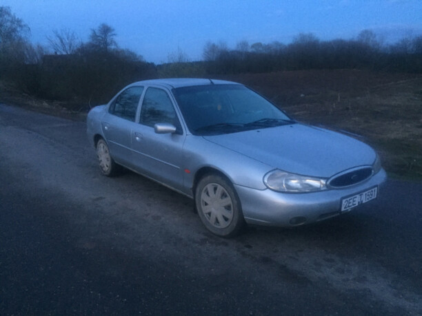 Ford Mondeo II, 1997 г.