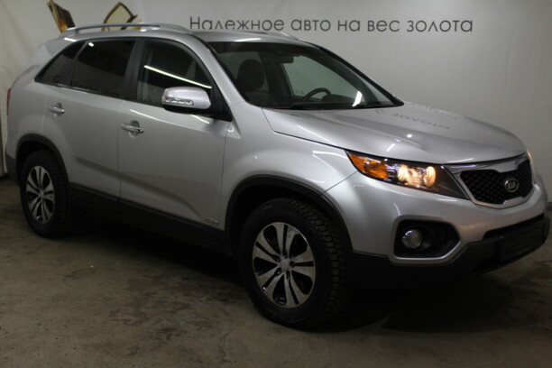 Kia Sorento II, 5 мест, 2010 г.