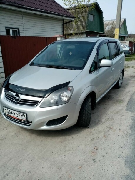 Opel Zafira B · Рестайлинг, 7 мест, 2011 г.