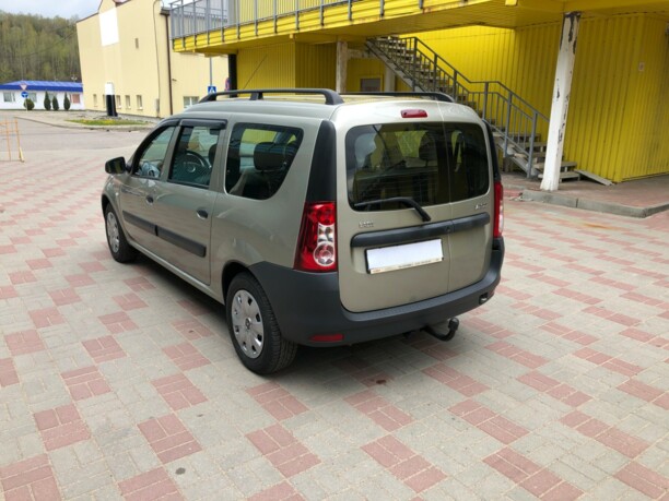 Lada (ВАЗ) Largus, 7 мест, 2017 г.