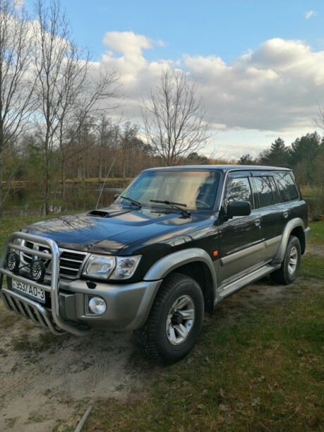 Nissan Patrol Y61, 7 мест, 2003 г.