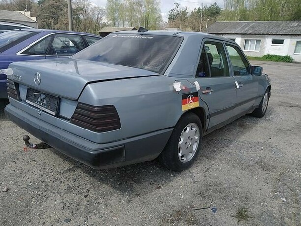 Mercedes-Benz E-Класс W124, S124, C124, A124, 1987 г.