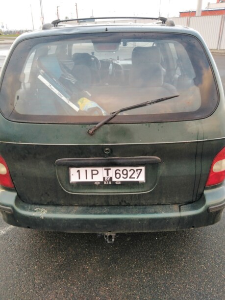 Kia Carnival I, 7 мест, 2000 г.
