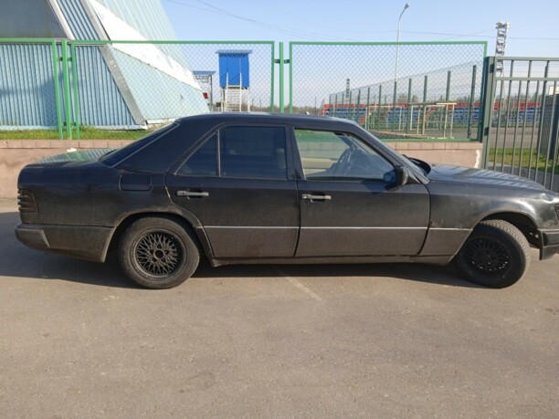 Mercedes-Benz E-Класс W124, S124, C124, A124, 1986 г.